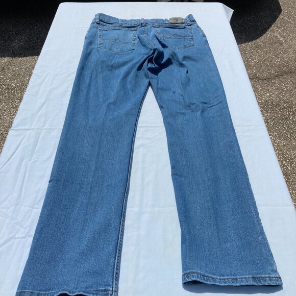 Wrangler Jeans Men's 34x34 Regular Straight Fit / Straight Leg Blue Denim 2 Pair - Picture 10 of 16